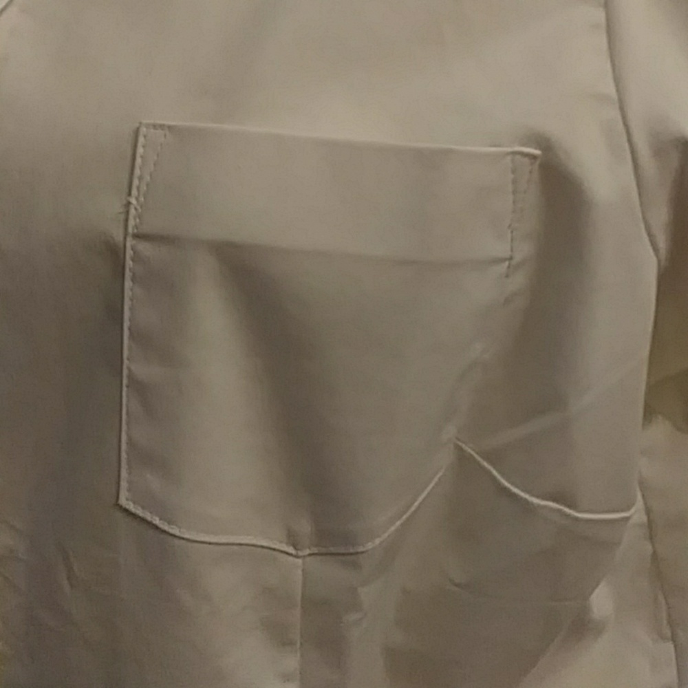 White button down blouse - Picture 4 of 7